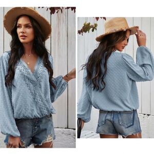💙NWOT LIGHT BLUE BLOUSE